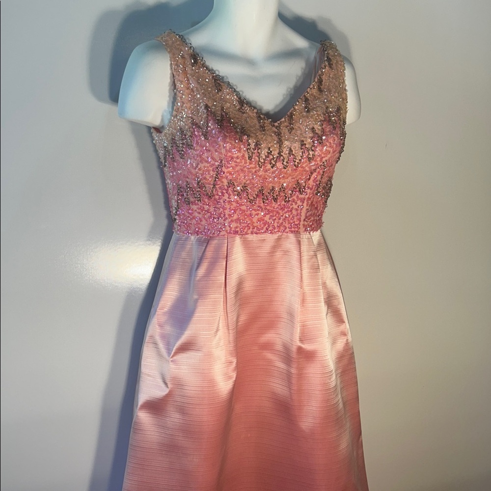 Vintage Pink Formal Gown Sequin Bodice Old Hollywood Prom Mother of the Bride - Picture 2 of 7
